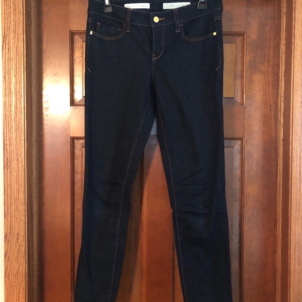 Pilcro Stet ankle length dark wash denim